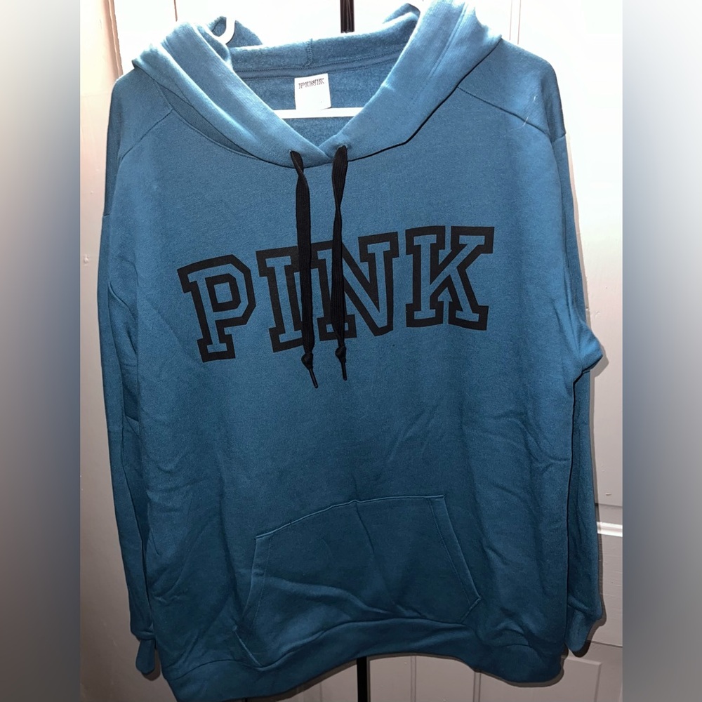 NWOT Pink oversized hoodie